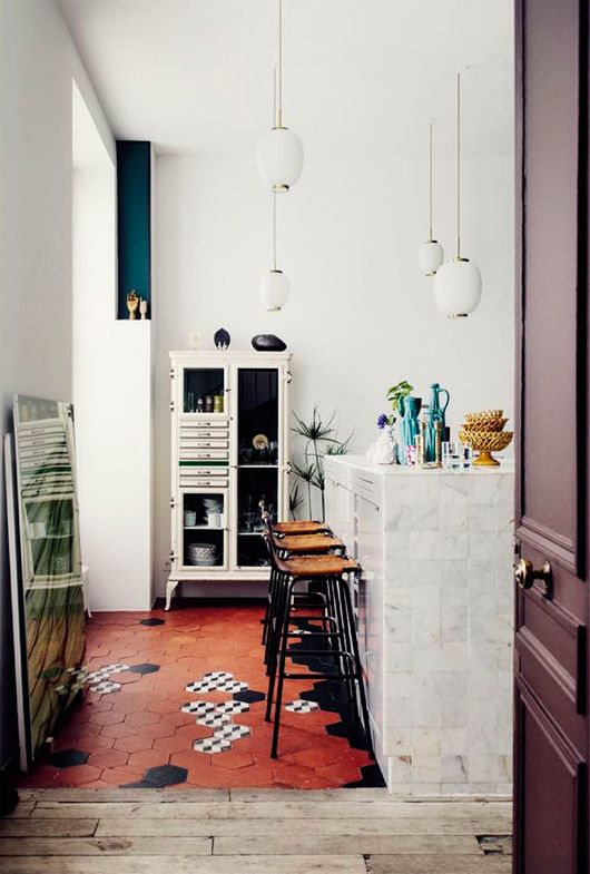 mezcla-texturas-suelos-piedra-cocina-interiorismo